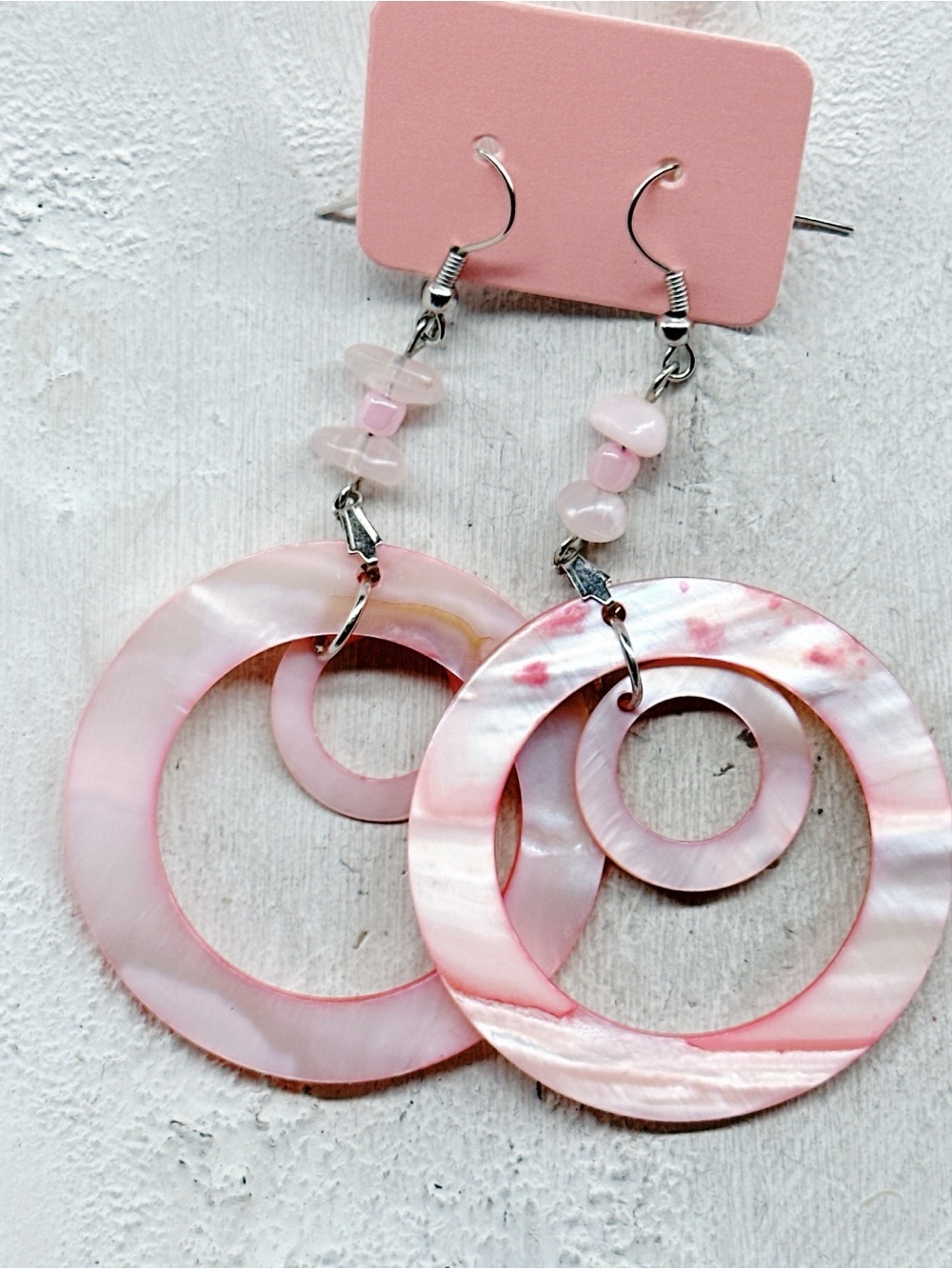 523mc. Pink Dyed Shell Earrings